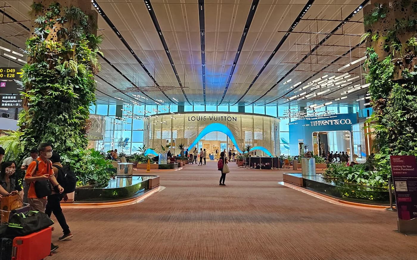 Premium travel planning desk for Changi Airport to JB private transfer price guide